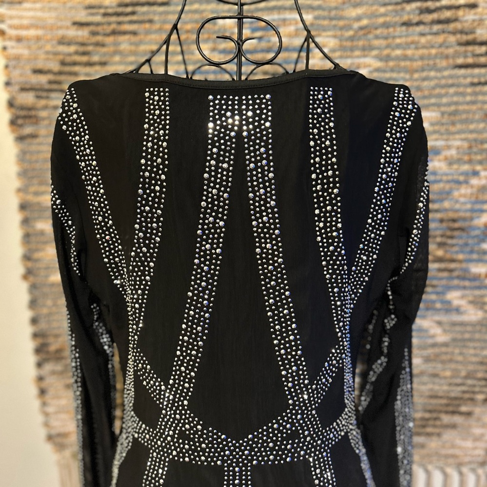 Elegant Black and Silver Women's Dress - Picture 8 of 11